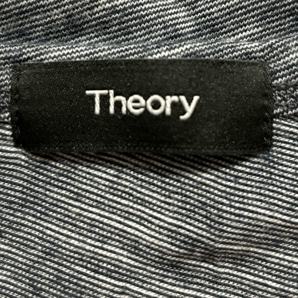 Theory Long Sleeve Anemone Henley Shirt Size Large
Heather Space Dye Grey - Picture 4 of 10